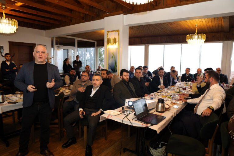 Kentsel dönüşüm imar konuları masaya yatirildi