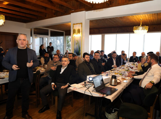 Kentsel dönüşüm imar konuları masaya yatirildi